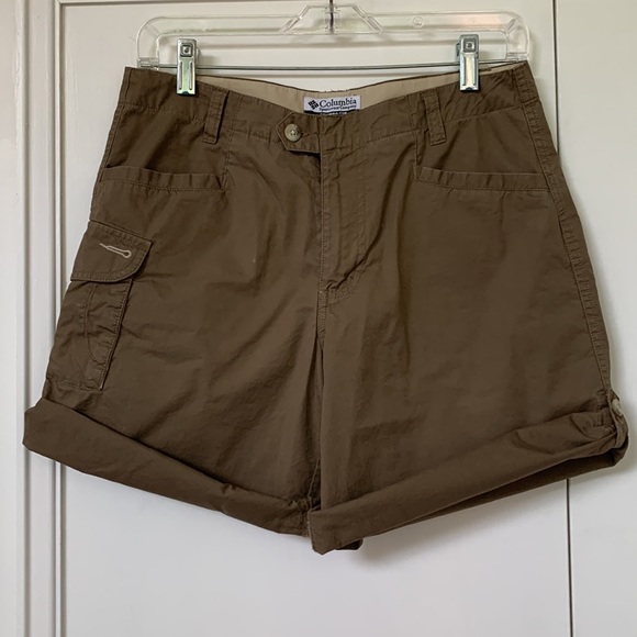 3/$15! Columbia Women’s Cargo Shorts Size 8 - Picture 4 of 9